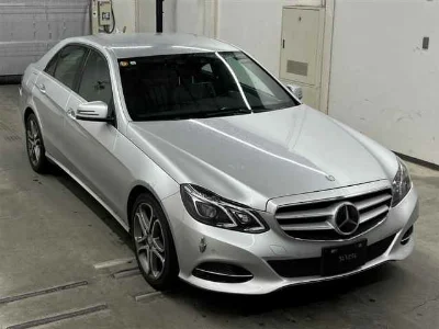MERCEDES BENZ E CLASS