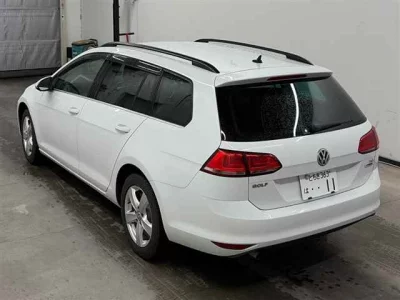 VOLKSWAGEN GOLF VARIANT