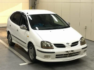 NISSAN TINO