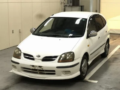 NISSAN TINO