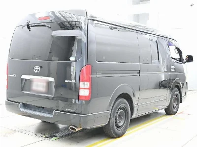 TOYOTA REGIUS VAN