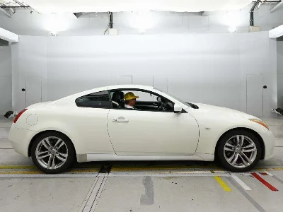 NISSAN SKYLINE