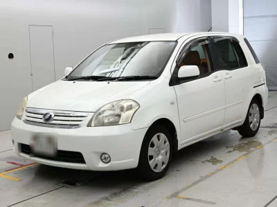 TOYOTA RAUM