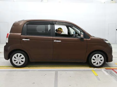 TOYOTA SPADE