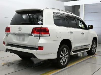 TOYOTA LAND CRUISER
