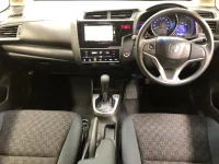 Цена авто Honda Fit с аукционов Японии, номер кузова GK3, пробег 17 000, оценка 6