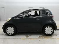 Toyota iQ