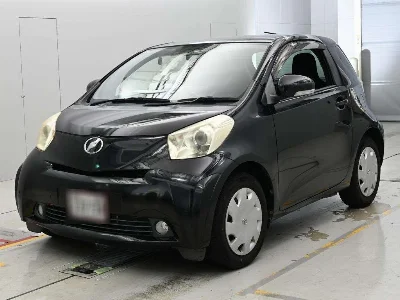 TOYOTA IQ