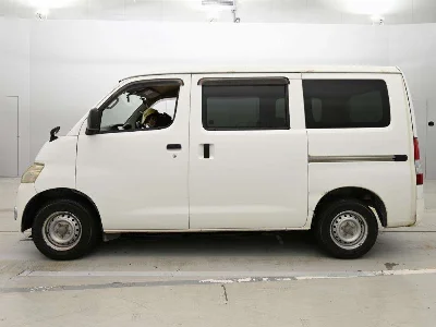 TOYOTA TOWN ACE VAN