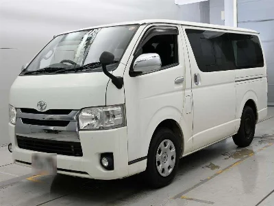 TOYOTA REGIUS VAN