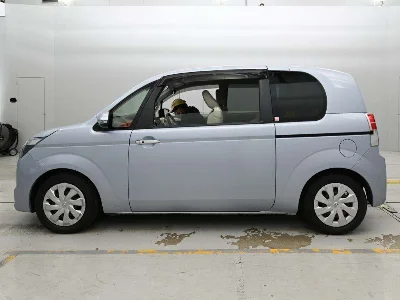 TOYOTA SPADE