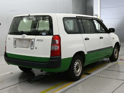 TOYOTA SUCCEED
