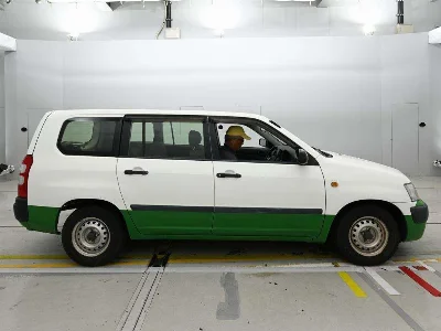 TOYOTA SUCCEED