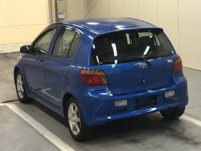 TOYOTA VITZ