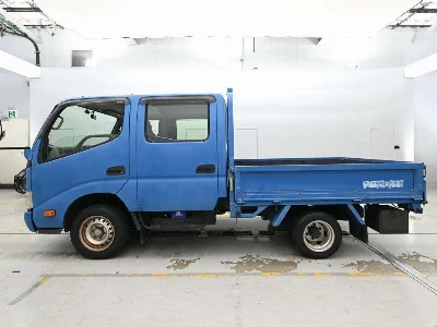 TOYOTA DYNA