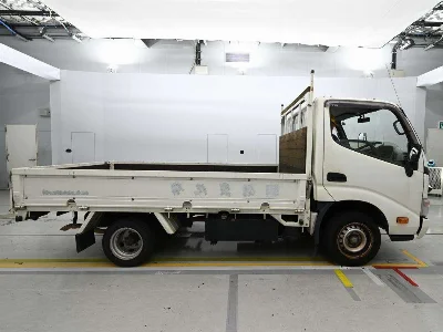 TOYOTA DYNA