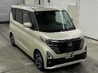 Цена авто Nissan Roox с аукционов Японии, номер кузова B44A, пробег 15 000, оценка 3