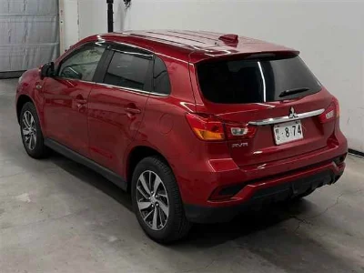 MITSUBISHI RVR