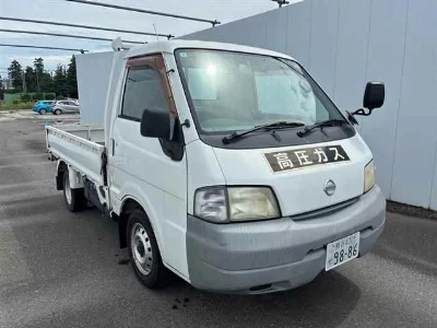 NISSAN VANETTE TRUCK