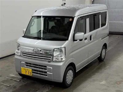 NISSAN CLIPPER VAN
