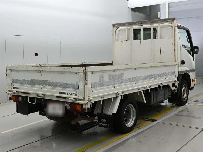 TOYOTA DYNA