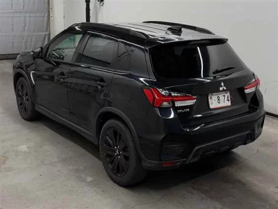 MITSUBISHI RVR