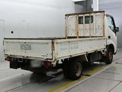 TOYOTA DYNA
