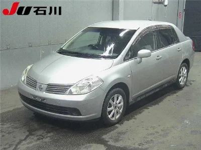 NISSAN TIIDA LATIO