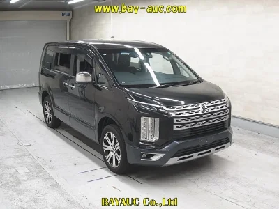 MITSUBISHI DELICA D5