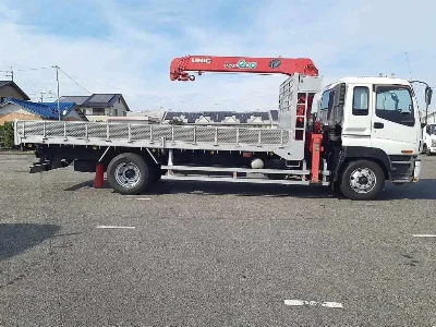 ISUZU GIGA