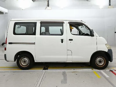 TOYOTA TOWN ACE VAN
