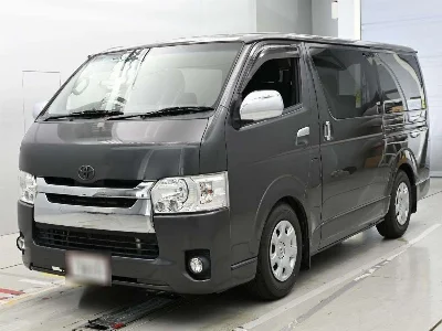 TOYOTA REGIUS VAN