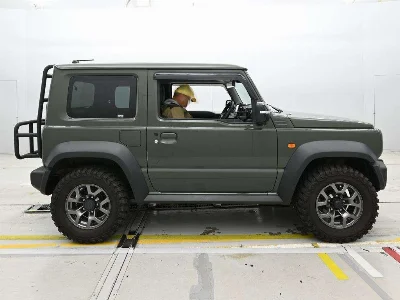 SUZUKI JIMNY SIERRA