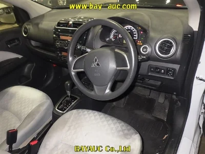 MITSUBISHI MIRAGE
