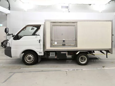NISSAN VANETTE TRUCK
