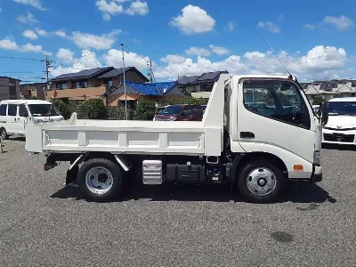 HINO DUTRO