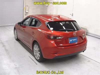 MAZDA AXELA