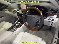 Цена авто Lexus LS460L с аукционов Японии, номер кузова USF40, пробег 109 000, оценка 2