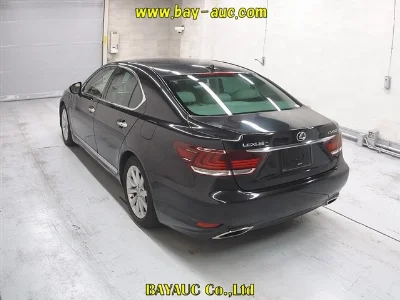 LEXUS LS