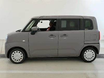 SUZUKI WAGON R SMILE