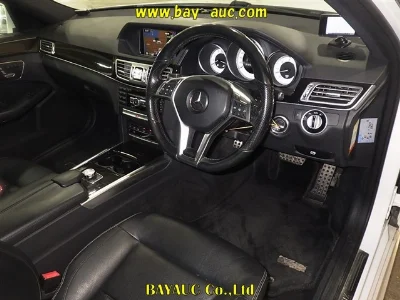 MERCEDES BENZ E CLASS STATION WAGON