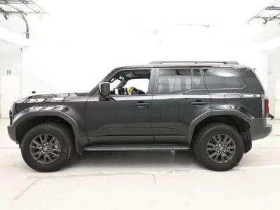 TOYOTA LAND CRUISER 250