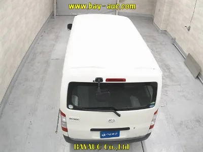 MAZDA BONGO VAN