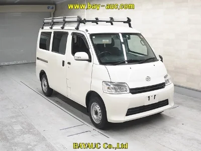DAIHATSU GRAN MAX