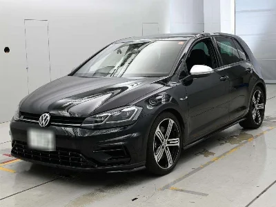 VOLKSWAGEN GOLF R
