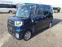 Цена авто Toyota Pixis Mega с аукционов Японии, номер кузова LA700A, пробег 33 000, оценка 20