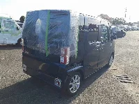 Цена авто Toyota Pixis Mega с аукционов Японии, номер кузова LA700A, пробег 33 000, оценка 20
