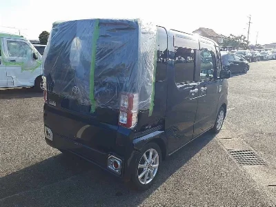 TOYOTA PIXIS MEGA