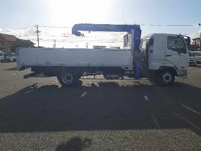 MITSUBISHI FUSO FIGHTER