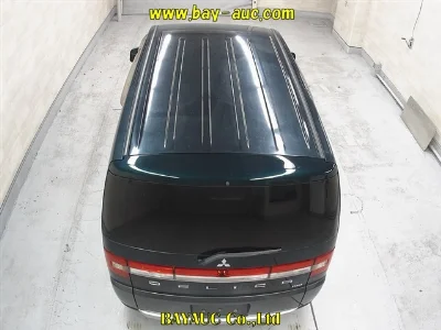 MITSUBISHI DELICA D5